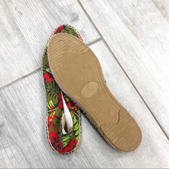 Yaya’s Safari Espadrilles Flats - Picture 2 of 2